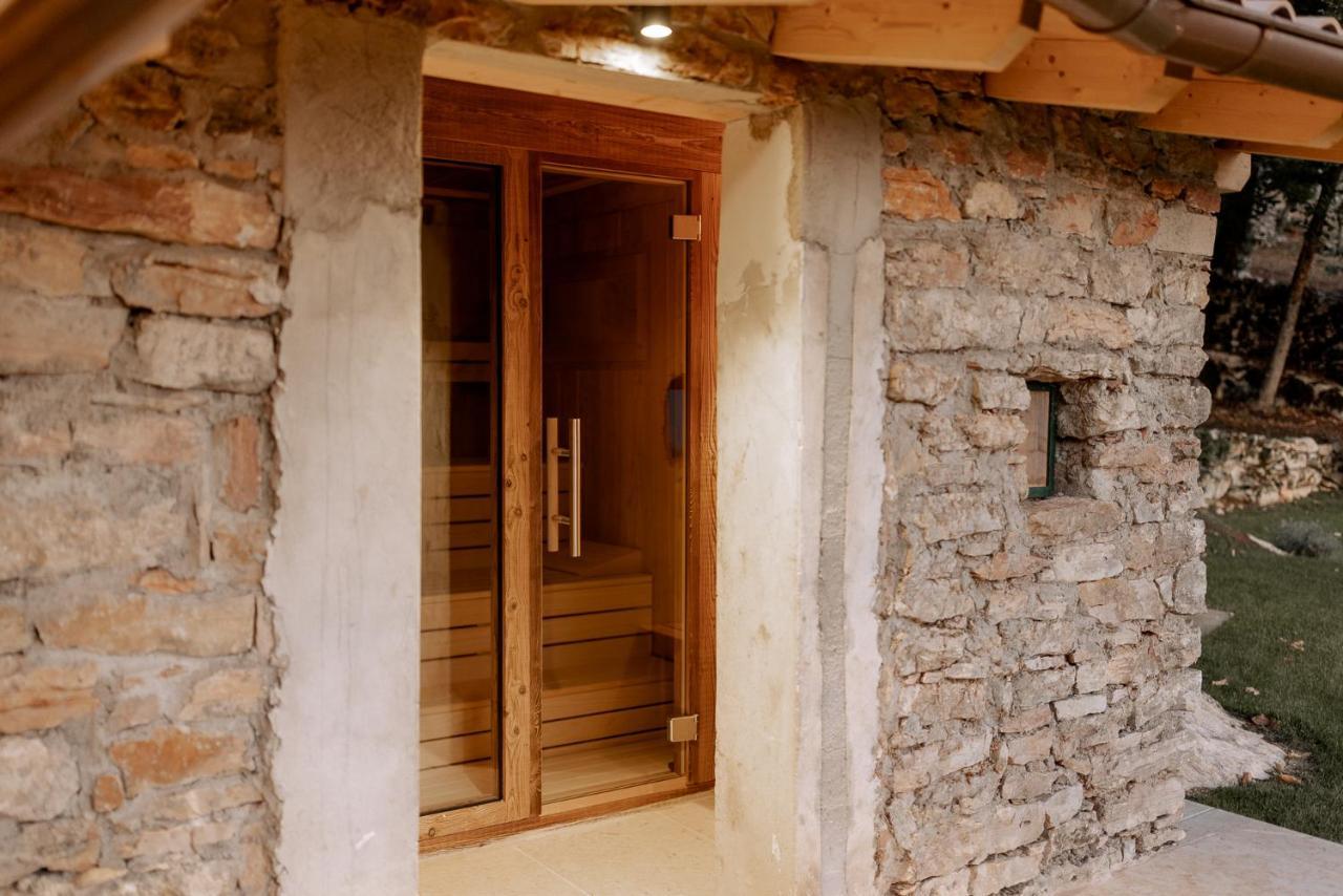 Favai Hills Your Secret Hideaway Brenzone sul Garda Exterior photo