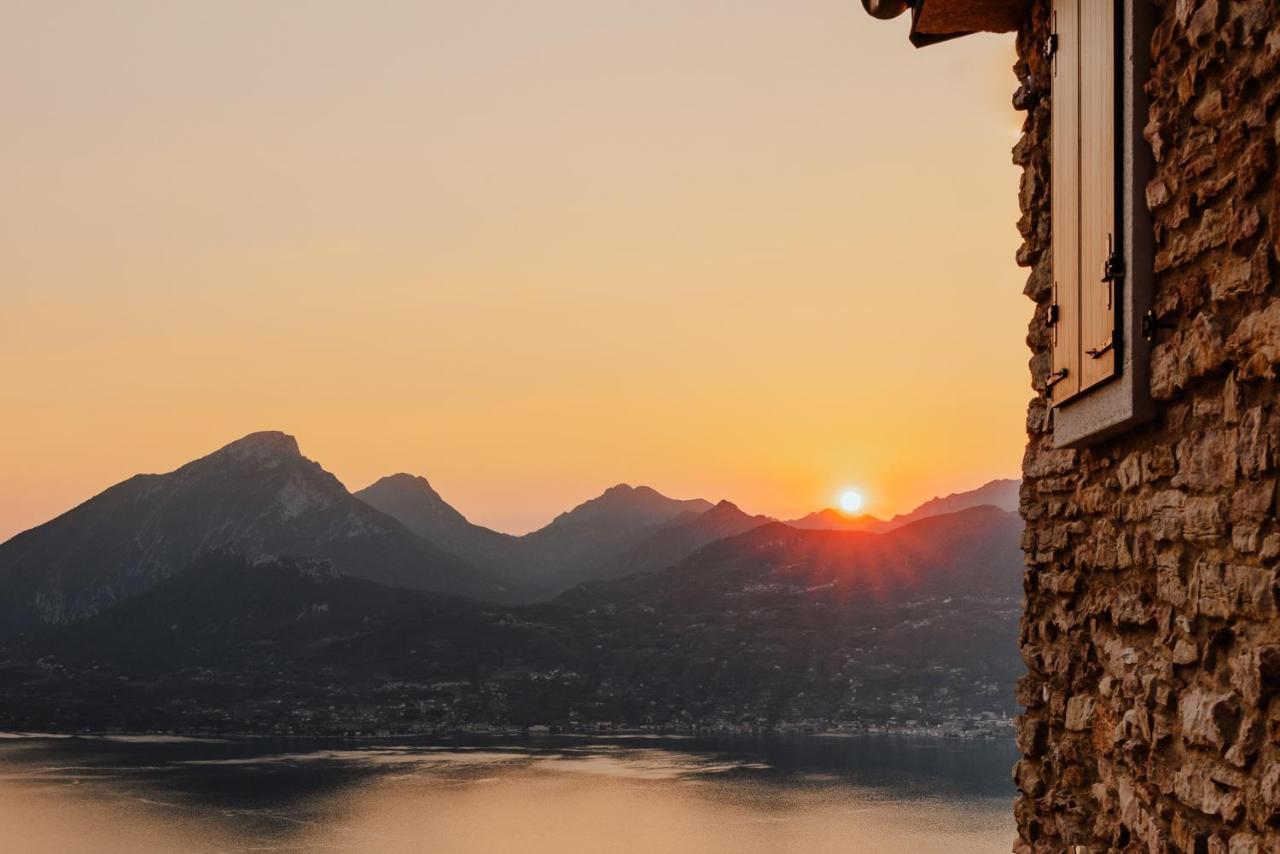 Favai Hills Your Secret Hideaway Brenzone sul Garda Exterior photo